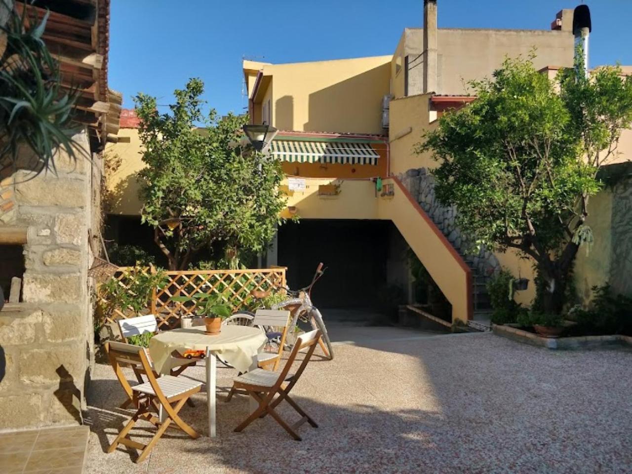 Bed and Breakfast Anticacasaliori Dolianova Exterior foto